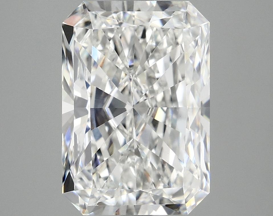 3.95 Carat Radiant Shaped Ideal Cut VVS2 IGI Certified Lab Grown Diamond