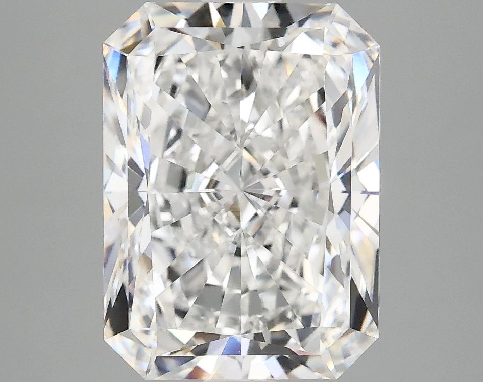 4.07 Carat Radiant Shaped Excellent Cut VVS2 IGI Certified Lab Grown Diamond