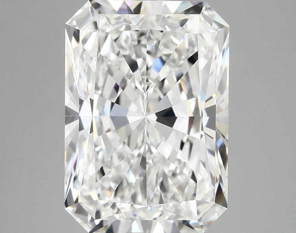 4.1 Carat Radiant Shaped Ideal Cut VVS2 IGI Certified Lab Grown Diamond