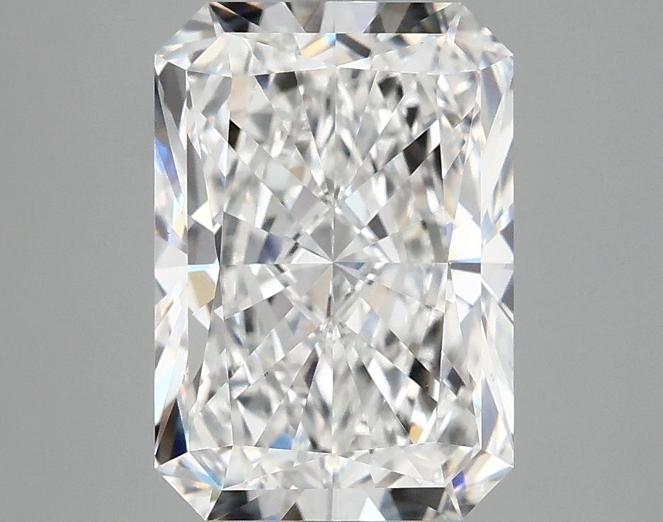 4.05 Carat Radiant Shaped Ideal Cut VS1 IGI Certified Lab Grown Diamond