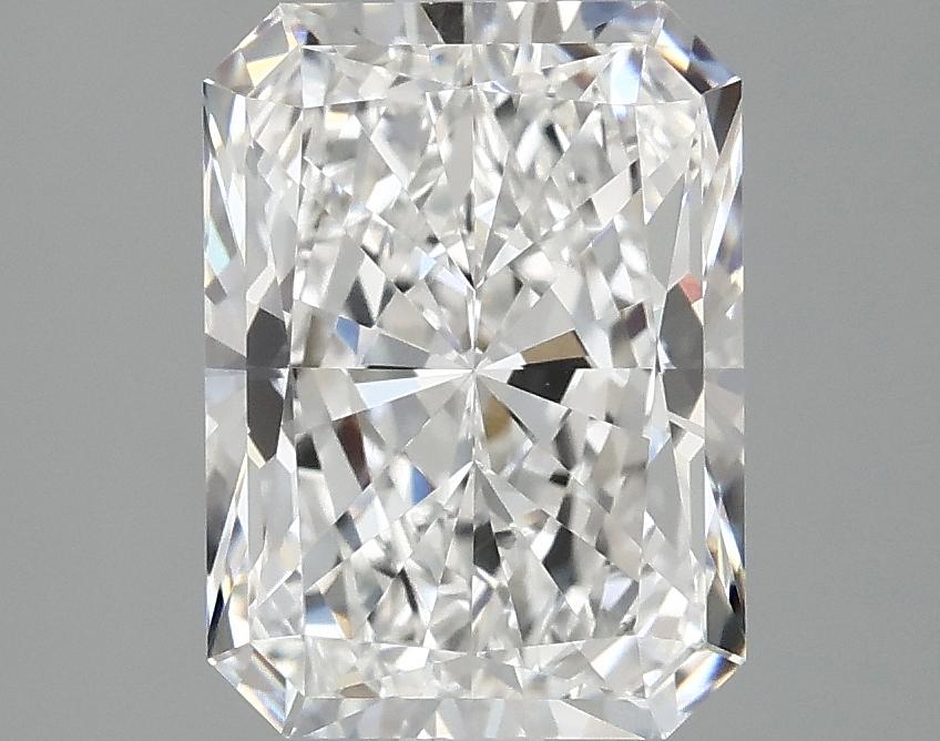 2.95 Carat Radiant Shaped Excellent Cut VVS2 IGI Certified Lab Grown Diamond