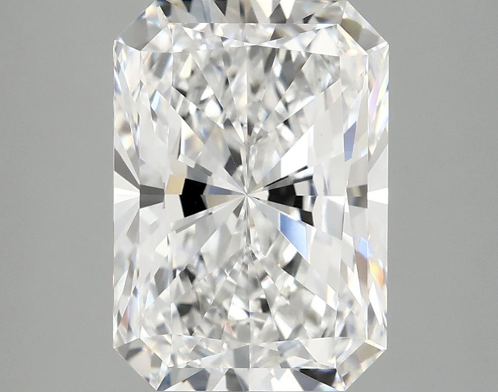 4.14 Carat Radiant Shaped Ideal Cut VVS2 IGI Certified Lab Grown Diamond