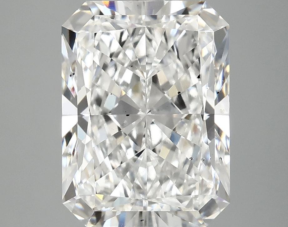 4.07 Carat Radiant Shaped Very Good Cut SI1 IGI Certified Lab Grown Diamond