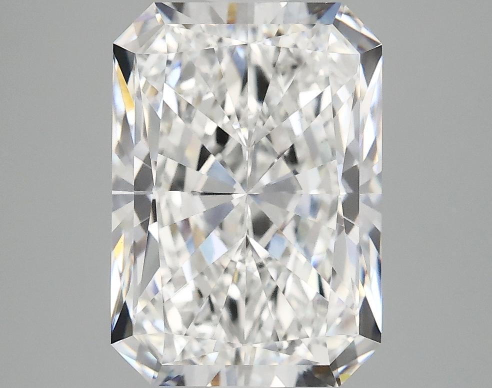 4.07 Carat Radiant Shaped Ideal Cut VVS2 IGI Certified Lab Grown Diamond