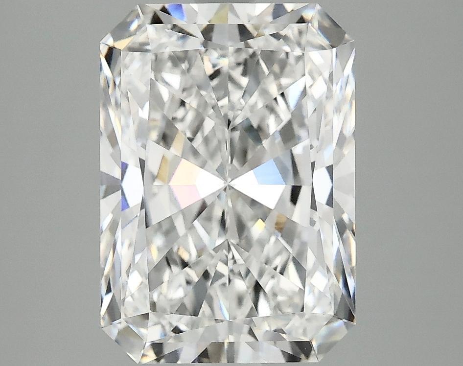 3.85 Carat Radiant Shaped Ideal Cut VVS2 IGI Certified Lab Grown Diamond