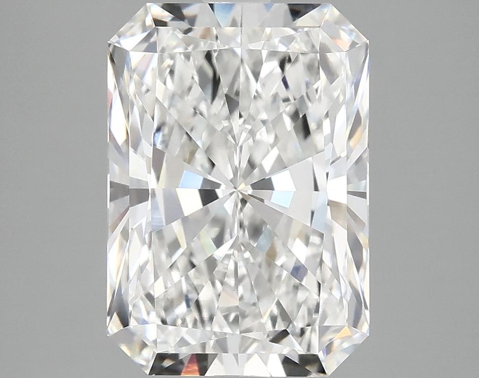 3.9 Carat Radiant Shaped Ideal Cut VVS2 IGI Certified Lab Grown Diamond