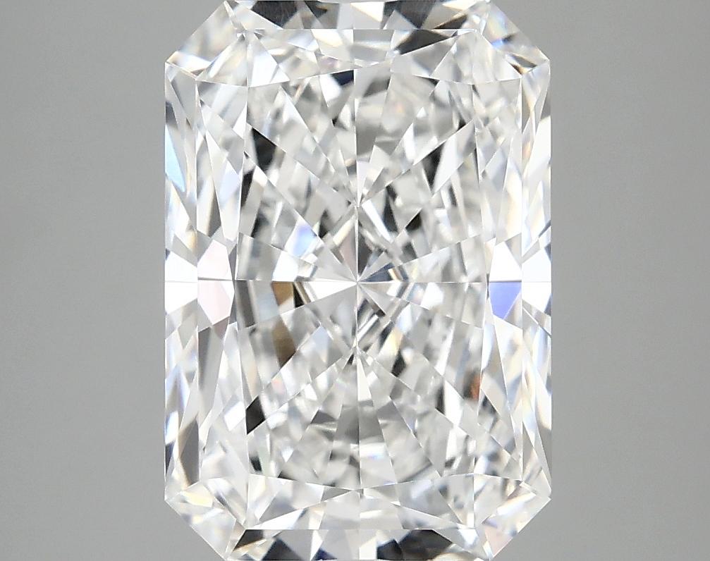 4.1 Carat Radiant Shaped Ideal Cut VVS2 IGI Certified Lab Grown Diamond