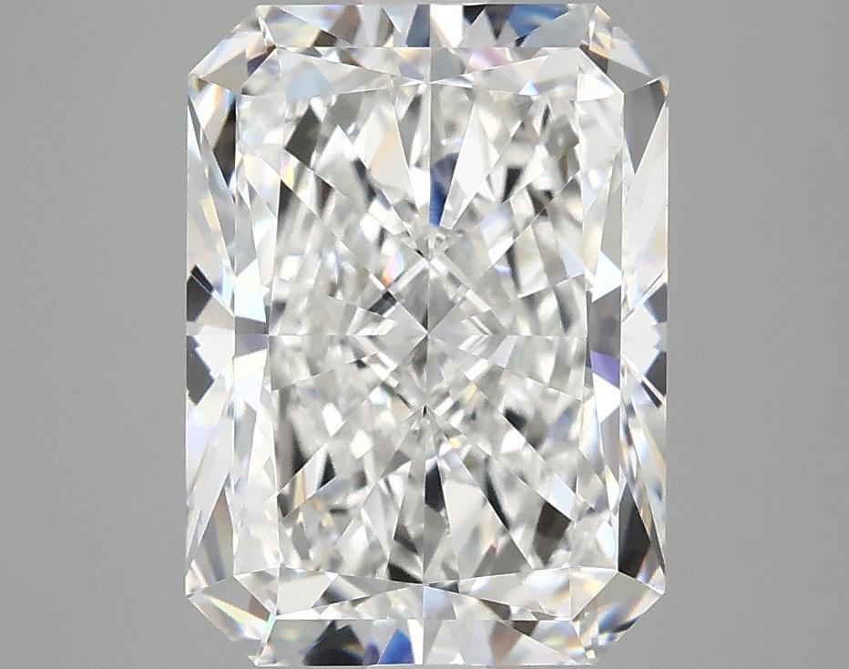3.81 Carat Radiant Shaped Excellent Cut VVS2 IGI Certified Lab Grown Diamond