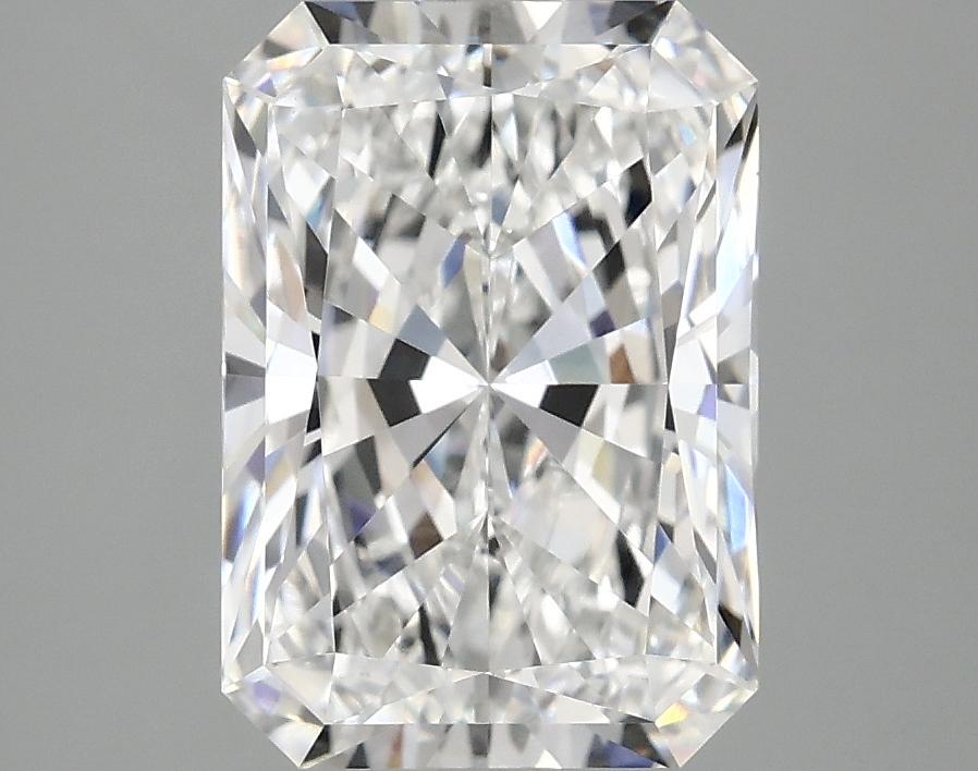 3.09 Carat Radiant Shaped Ideal Cut VVS2 IGI Certified Lab Grown Diamond