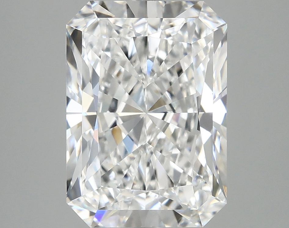 3.92 Carat Radiant Shaped Ideal Cut VVS2 IGI Certified Lab Grown Diamond