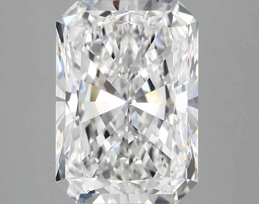 3.08 Carat Radiant Shaped Ideal Cut VS1 IGI Certified Lab Grown Diamond