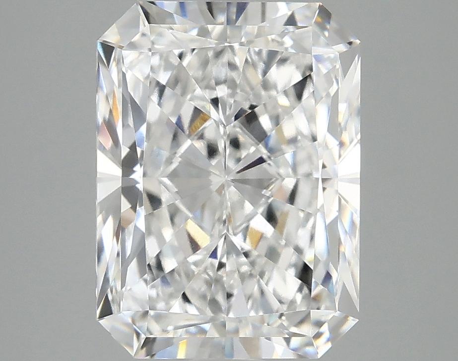 4.06 Carat Radiant Shaped Excellent Cut VVS2 IGI Certified Lab Grown Diamond