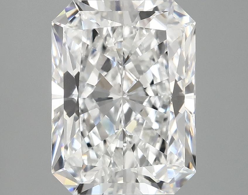 3.1 Carat Radiant Shaped Excellent Cut VVS2 IGI Certified Lab Grown Diamond