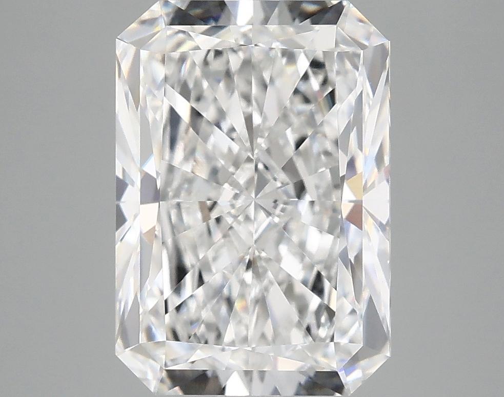 4.44 Carat Radiant Shaped Ideal Cut VVS2 IGI Certified Lab Grown Diamond