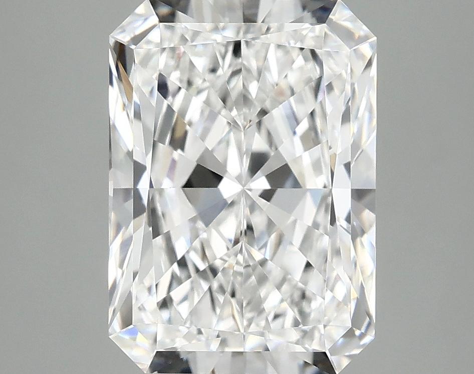 4.08 Carat Radiant Shaped Ideal Cut VVS2 IGI Certified Lab Grown Diamond