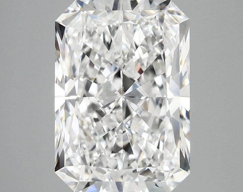 3.93 Carat Radiant Shaped Ideal Cut VS1 IGI Certified Lab Grown Diamond