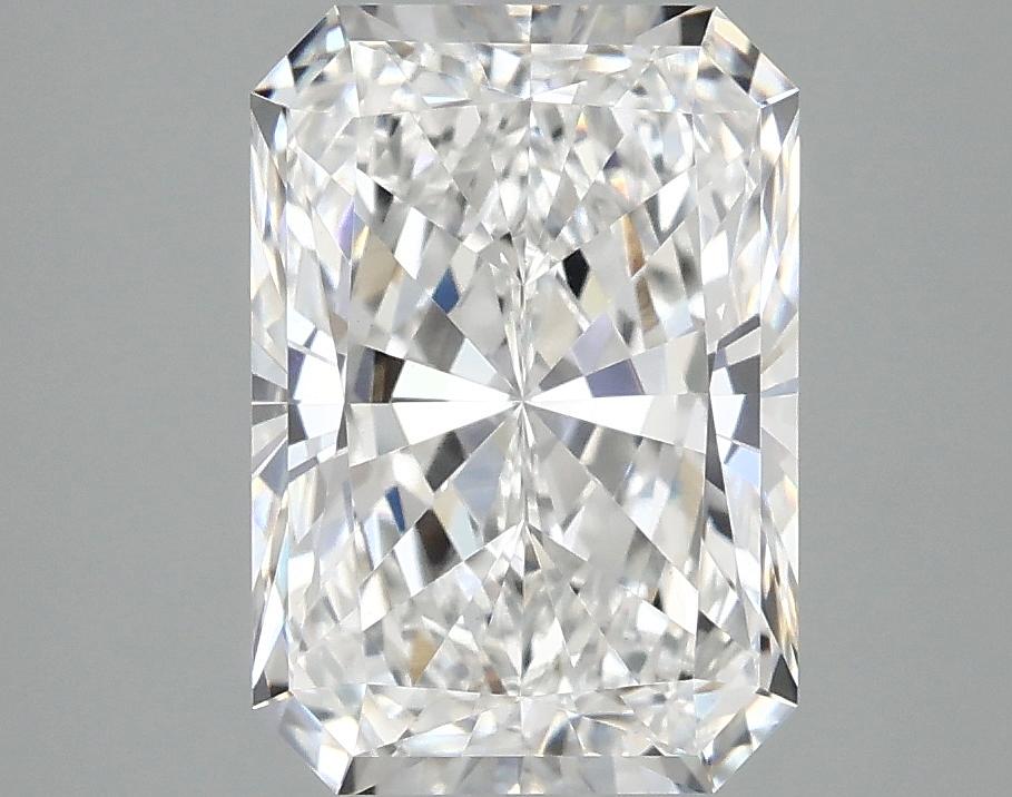 3.05 Carat Radiant Shaped Ideal Cut VVS2 IGI Certified Lab Grown Diamond
