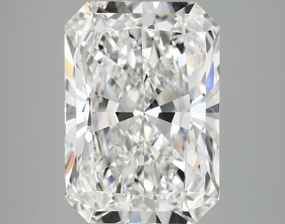4.1 Carat Radiant Shaped Ideal Cut VVS2 IGI Certified Lab Grown Diamond