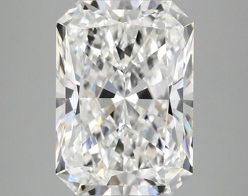 3.95 Carat Radiant Shaped Ideal Cut VVS2 IGI Certified Lab Grown Diamond