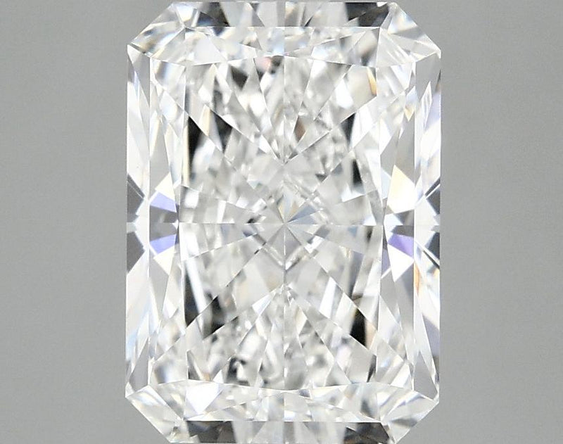 3.04 Carat Radiant Shaped Ideal Cut VVS2 IGI Certified Lab Grown Diamond