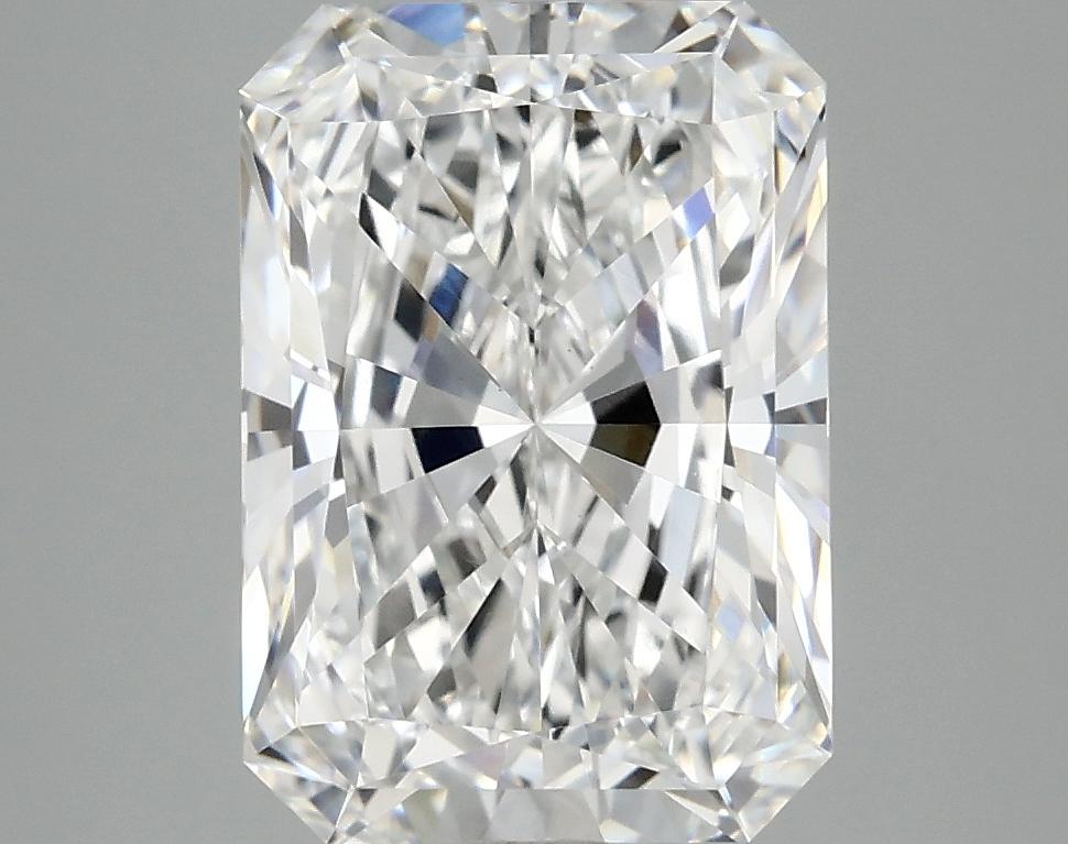 3.94 Carat Radiant Shaped Ideal Cut VVS2 IGI Certified Lab Grown Diamond