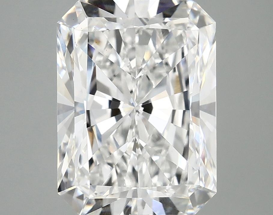 4.07 Carat Radiant Shaped Excellent Cut VS1 IGI Certified Lab Grown Diamond