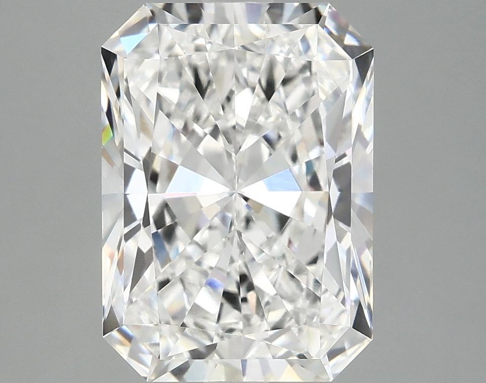 4.01 Carat Radiant Shaped Excellent Cut VVS2 IGI Certified Lab Grown Diamond