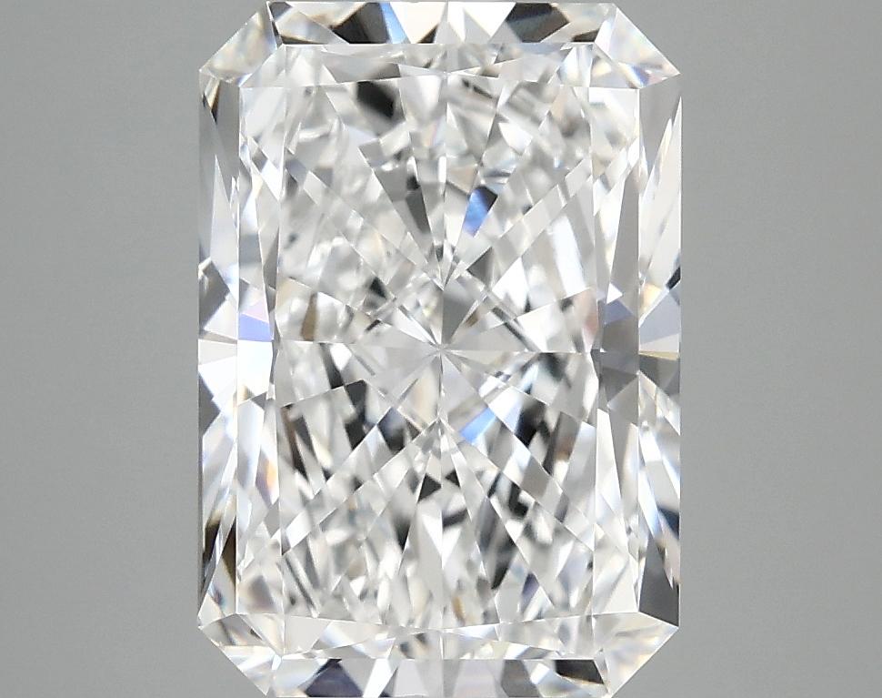 3.97 Carat Radiant Shaped Ideal Cut VVS2 IGI Certified Lab Grown Diamond