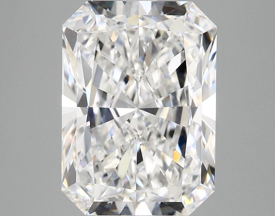 3.89 Carat Radiant Shaped Ideal Cut VVS2 IGI Certified Lab Grown Diamond