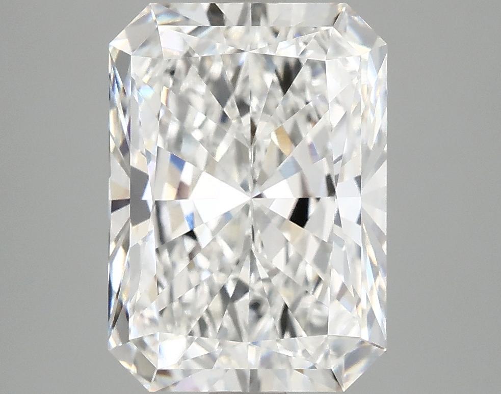 3.93 Carat Radiant Shaped Ideal Cut VVS2 IGI Certified Lab Grown Diamond
