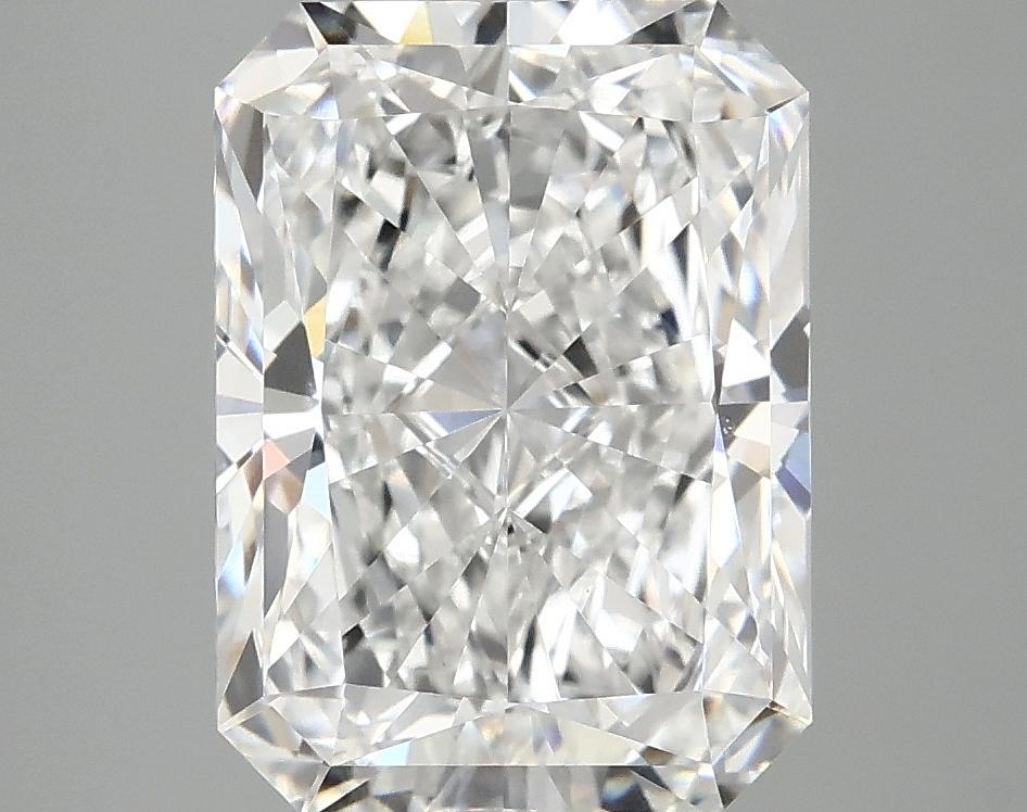 3.79 Carat Radiant Shaped Excellent Cut VVS2 IGI Certified Lab Grown Diamond