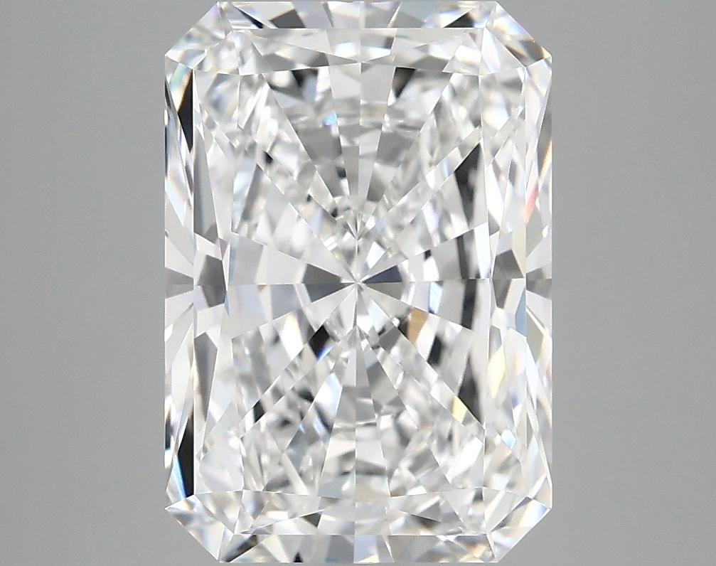 4.05 Carat Radiant Shaped Ideal Cut VVS2 IGI Certified Lab Grown Diamond