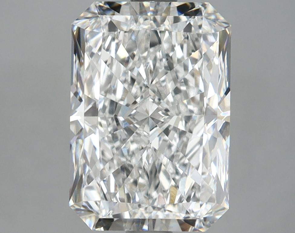 3.09 Carat Radiant Shaped Ideal Cut VVS2 IGI Certified Lab Grown Diamond
