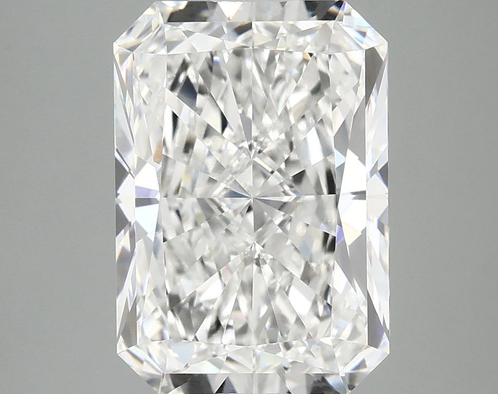 4.07 Carat Radiant Shaped Ideal Cut VVS2 IGI Certified Lab Grown Diamond