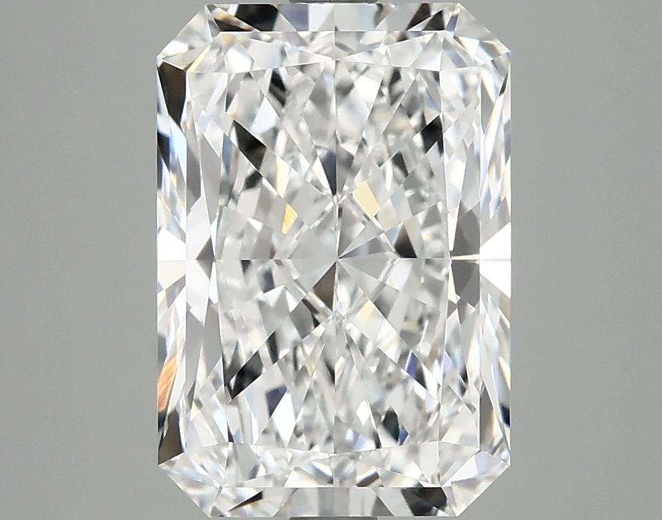 3.85 Carat Radiant Shaped Ideal Cut VVS2 IGI Certified Lab Grown Diamond
