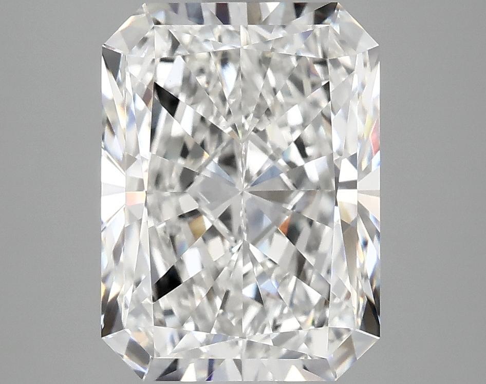 4.04 Carat Radiant Shaped Excellent Cut VVS2 IGI Certified Lab Grown Diamond