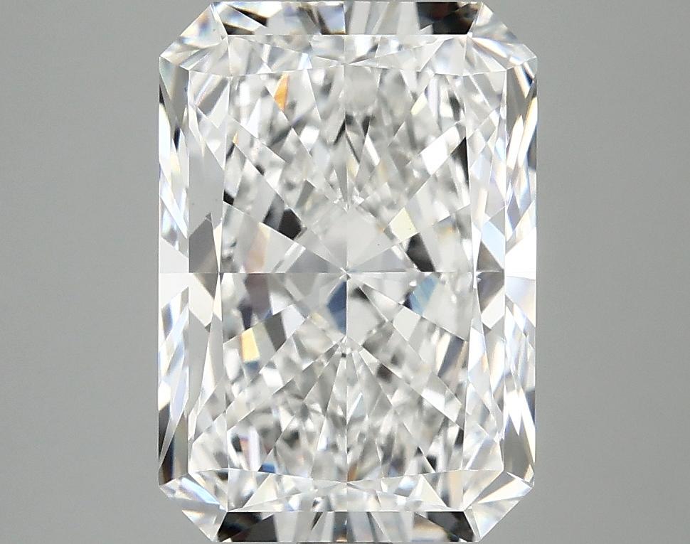 4.05 Carat Radiant Shaped Ideal Cut VVS2 IGI Certified Lab Grown Diamond