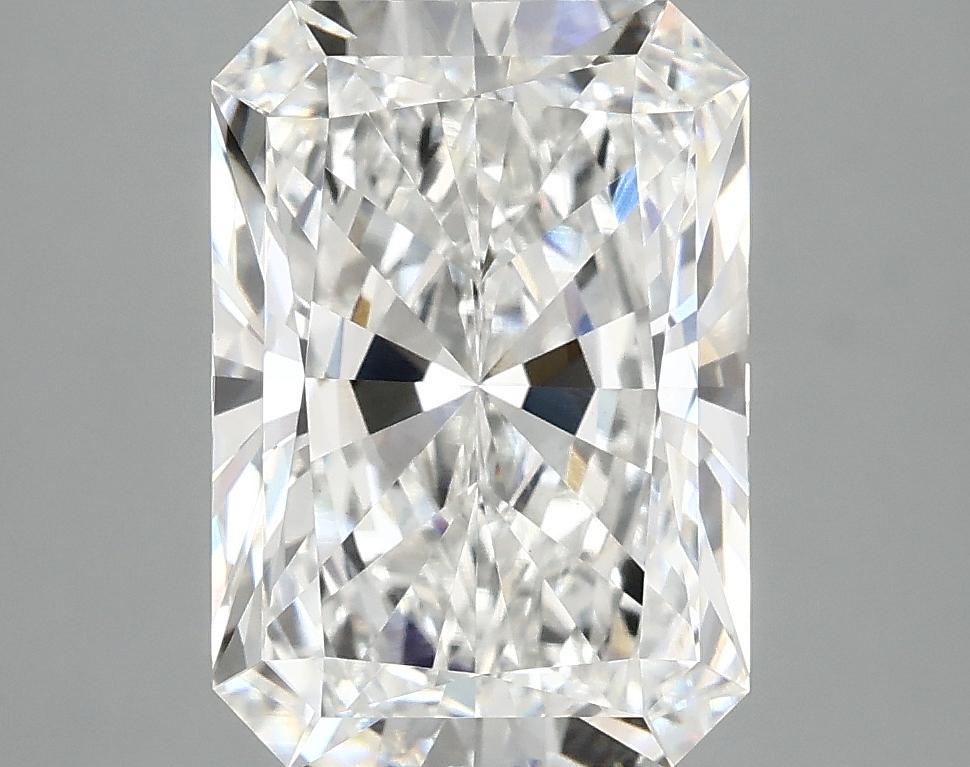 4.09 Carat Radiant Shaped Ideal Cut VVS2 IGI Certified Lab Grown Diamond