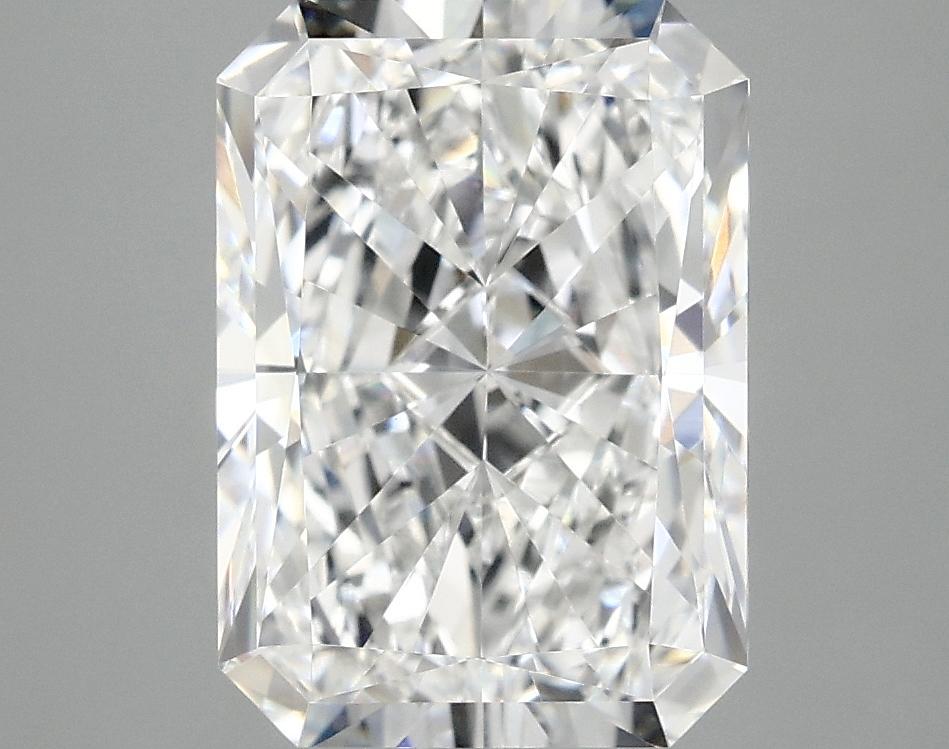 4.05 Carat Radiant Shaped Ideal Cut VVS2 IGI Certified Lab Grown Diamond