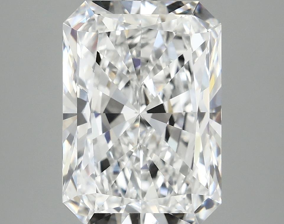 4.07 Carat Radiant Shaped Ideal Cut VVS2 IGI Certified Lab Grown Diamond