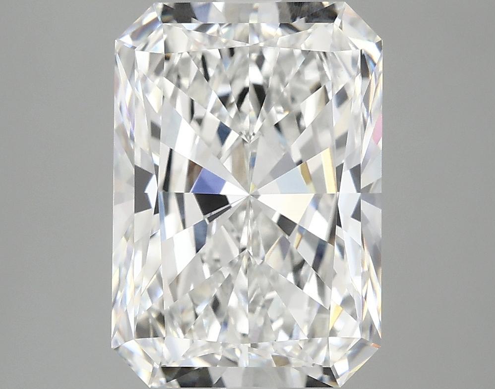 4.07 Carat Radiant Shaped Ideal Cut VVS2 IGI Certified Lab Grown Diamond