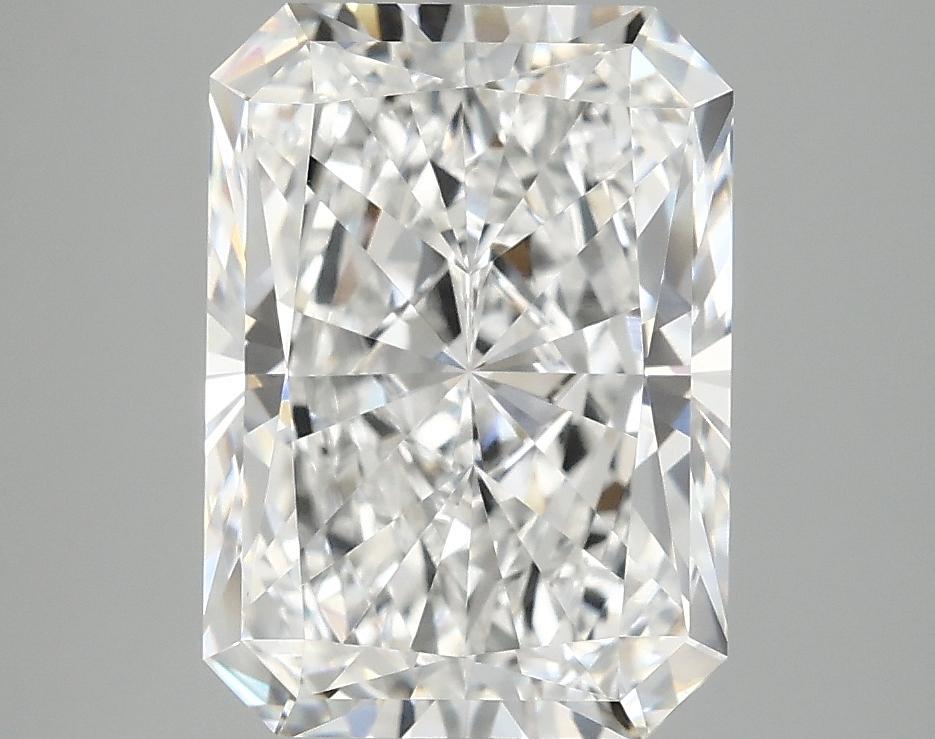 3.92 Carat Radiant Shaped Ideal Cut VVS2 IGI Certified Lab Grown Diamond