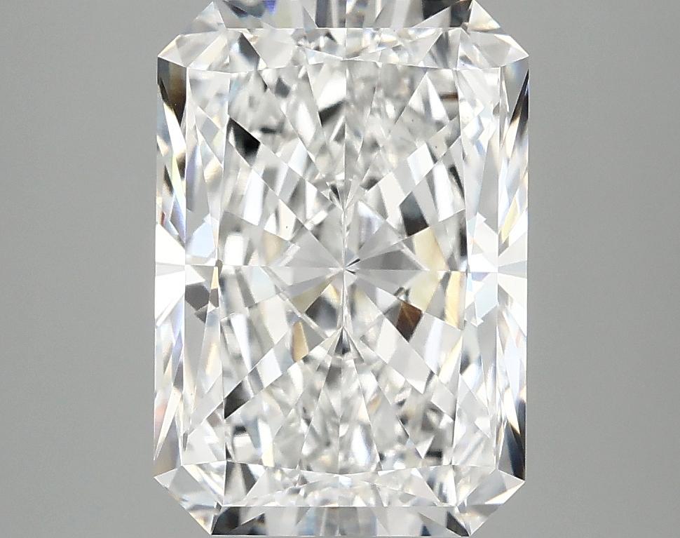 4.05 Carat Radiant Shaped Ideal Cut VVS2 IGI Certified Lab Grown Diamond