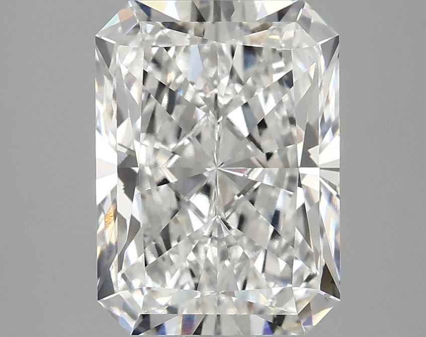 3.08 Carat Radiant Shaped Excellent Cut VS1 IGI Certified Lab Grown Diamond