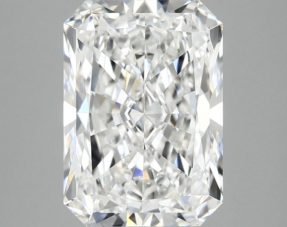 4.1 Carat Radiant Shaped Ideal Cut VVS2 IGI Certified Lab Grown Diamond