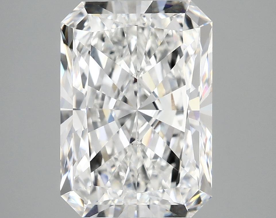 3.99 Carat Radiant Shaped Ideal Cut VVS2 IGI Certified Lab Grown Diamond