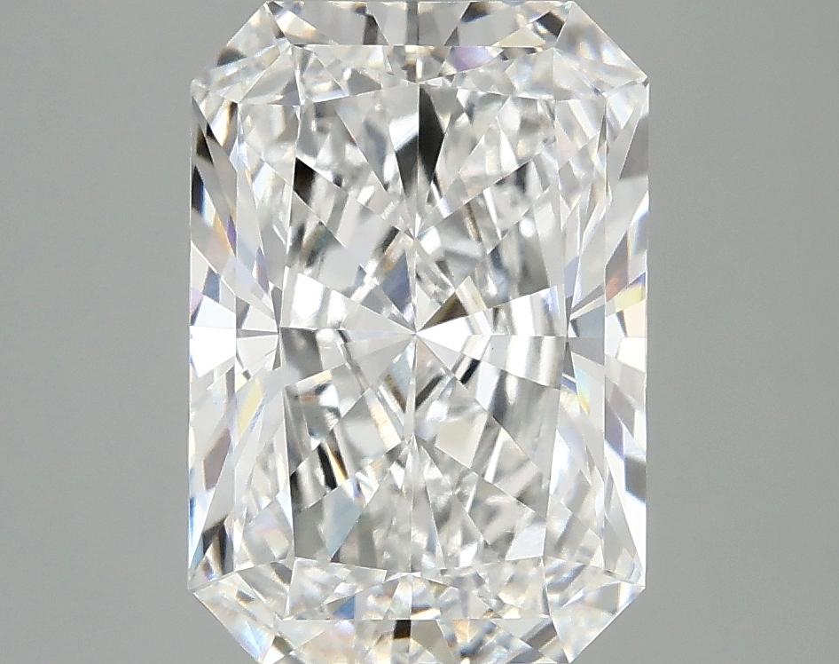 3.76 Carat Radiant Shaped Ideal Cut VVS2 IGI Certified Lab Grown Diamond