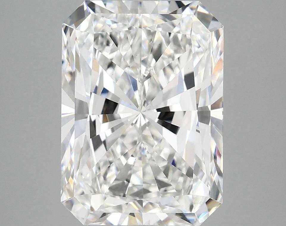 3.93 Carat Radiant Shaped Excellent Cut VS1 IGI Certified Lab Grown Diamond