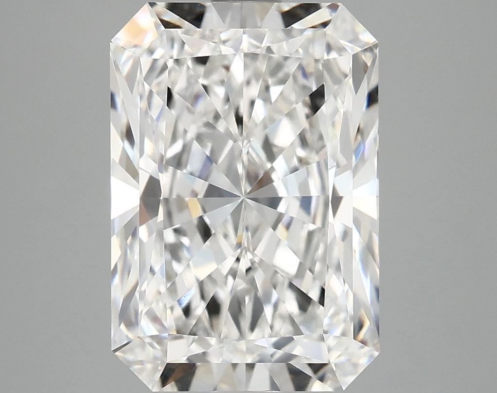 4.18 Carat Radiant Shaped Ideal Cut VVS2 IGI Certified Lab Grown Diamond