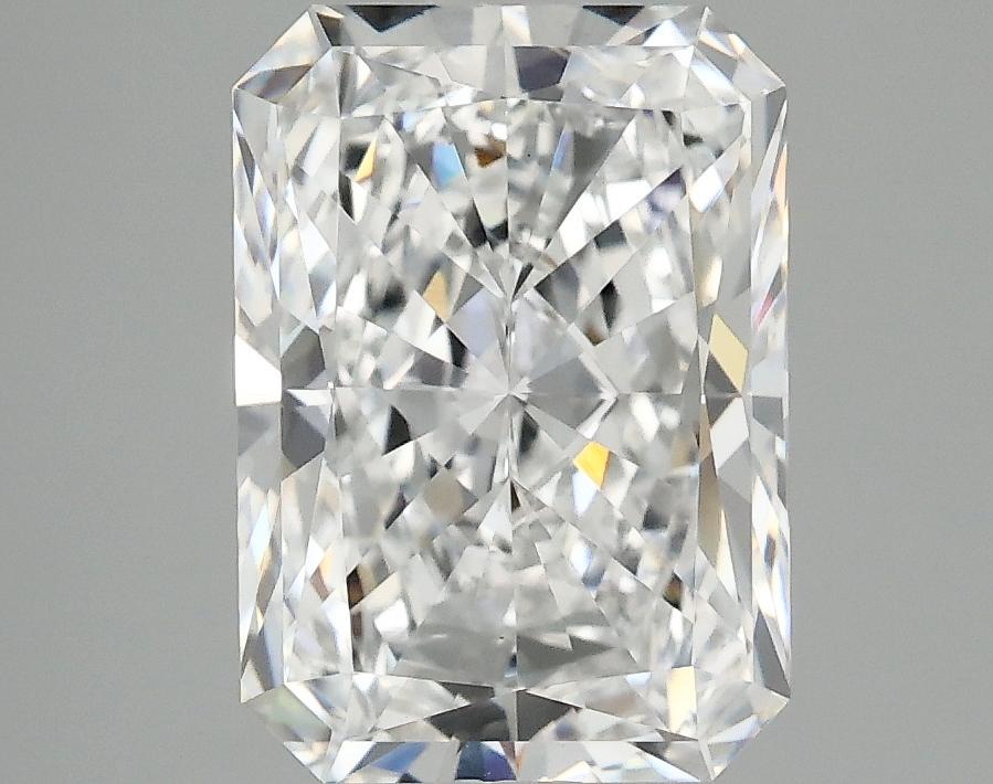 3.04 Carat Radiant Shaped Ideal Cut VVS2 IGI Certified Lab Grown Diamond
